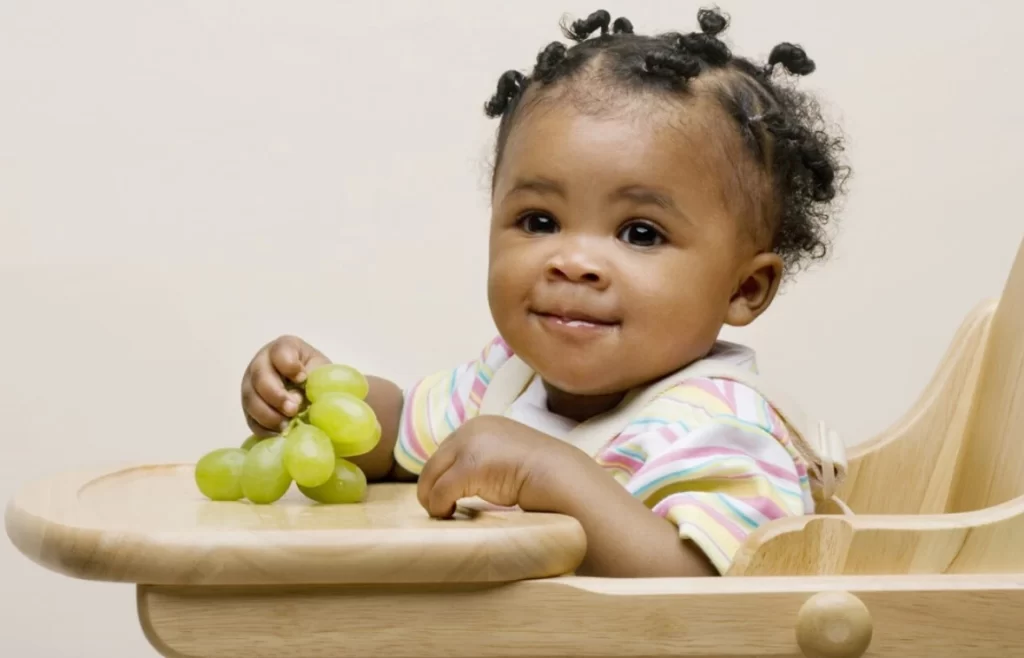 bebe alimento uva